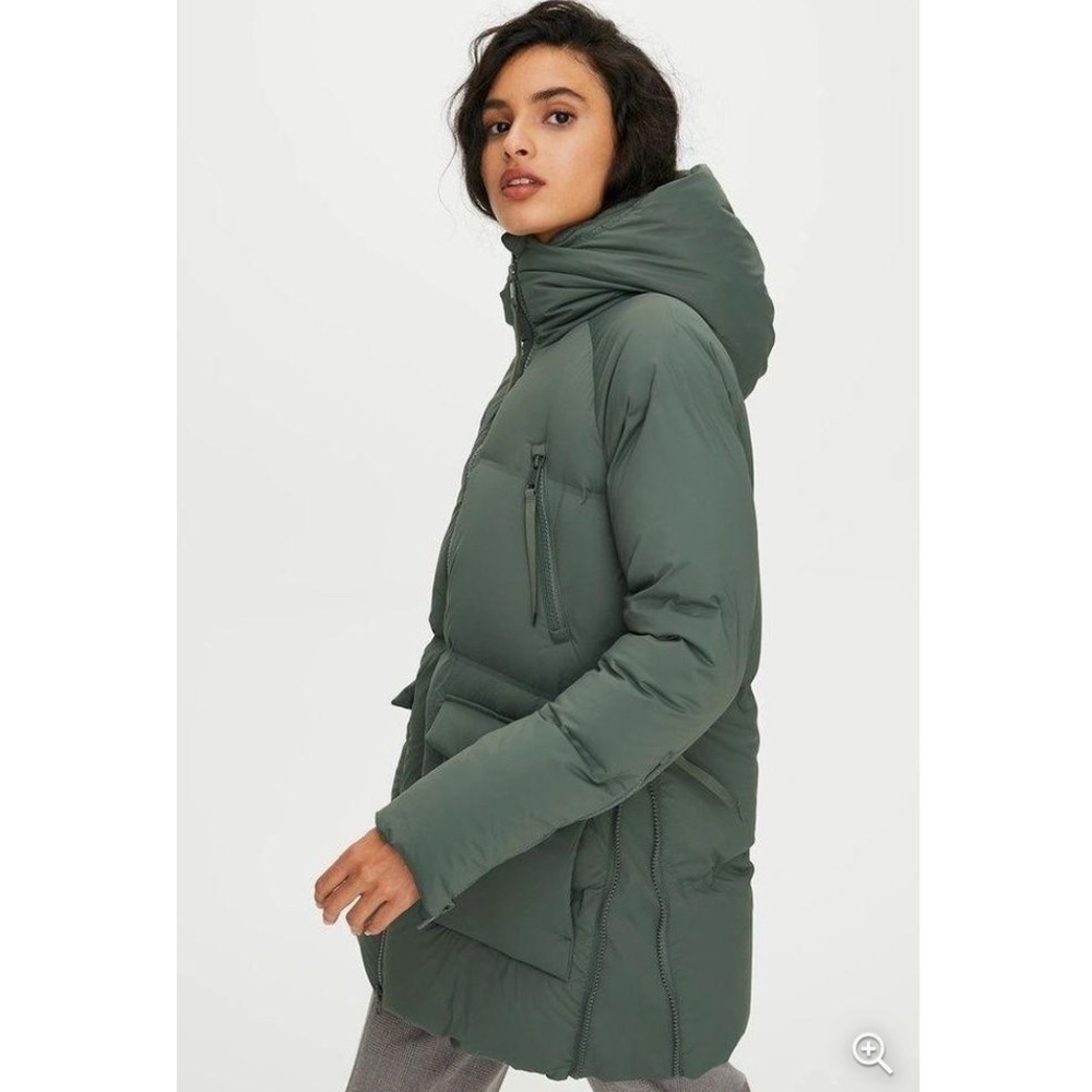 Aritzia The Group by Babaton Big Sky Puffer